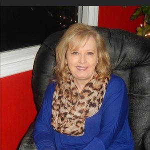 Meet your Posher, Pamela